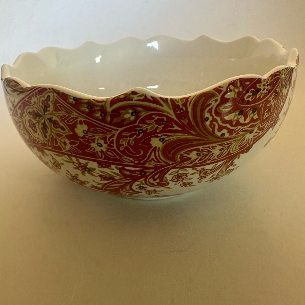 222 FIFTH Surya Saffron Fine Porcelaine Fine china